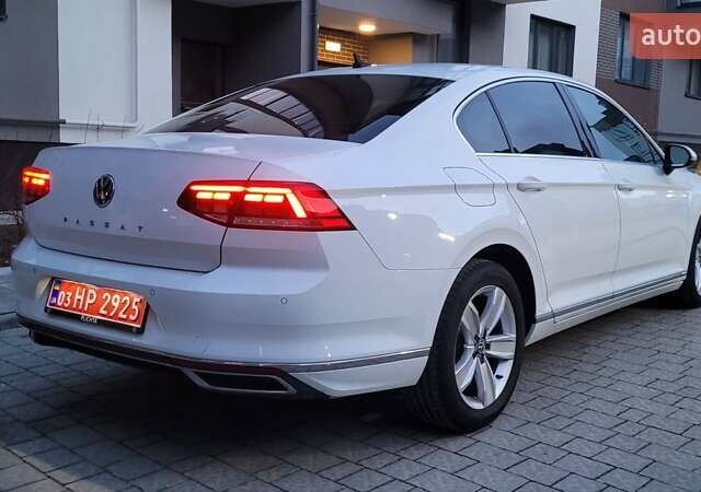 Білий Фольксваген Пассат, об'ємом двигуна 1.97 л та пробігом 202 тис. км за 23500 $, фото 45 на Automoto.ua