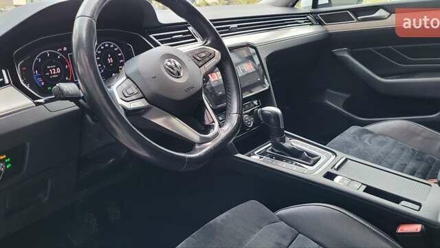 Білий Фольксваген Пассат, об'ємом двигуна 1.97 л та пробігом 202 тис. км за 23500 $, фото 9 на Automoto.ua