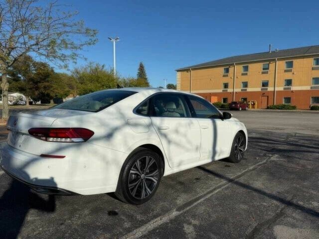 Білий Фольксваген Пассат, об'ємом двигуна 2 л та пробігом 31 тис. км за 4300 $, фото 4 на Automoto.ua