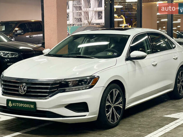 Білий Фольксваген Пассат, об'ємом двигуна 1.98 л та пробігом 72 тис. км за 21000 $, фото 7 на Automoto.ua