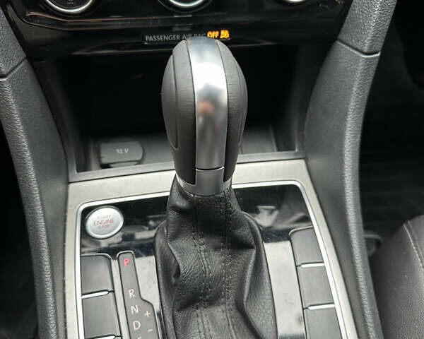 Белый Фольксваген Пассат, объемом двигателя 2 л и пробегом 108 тыс. км за 17999 $, фото 35 на Automoto.ua