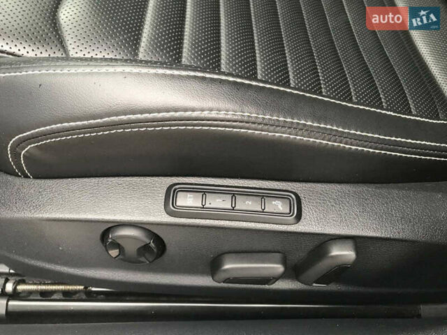 Белый Фольксваген Пассат, объемом двигателя 2 л и пробегом 55 тыс. км за 30990 $, фото 7 на Automoto.ua