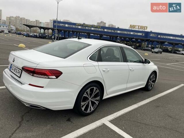 Белый Фольксваген Пассат, объемом двигателя 1.98 л и пробегом 82 тыс. км за 21000 $, фото 18 на Automoto.ua