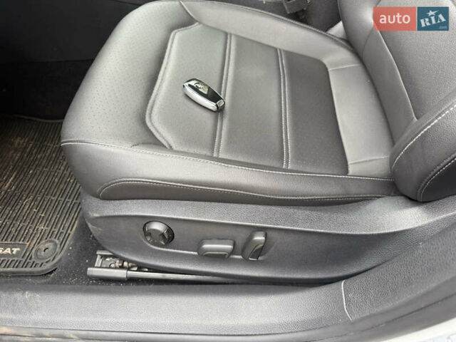 Белый Фольксваген Пассат, объемом двигателя 2 л и пробегом 42 тыс. км за 16700 $, фото 13 на Automoto.ua