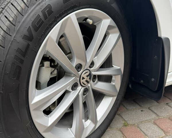 Белый Фольксваген Пассат, объемом двигателя 2 л и пробегом 51 тыс. км за 20500 $, фото 10 на Automoto.ua