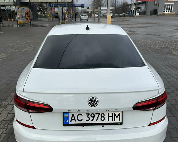 Белый Фольксваген Пассат, объемом двигателя 2 л и пробегом 108 тыс. км за 17999 $, фото 6 на Automoto.ua