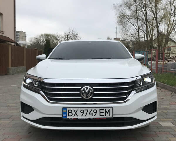 Белый Фольксваген Пассат, объемом двигателя 2 л и пробегом 102 тыс. км за 20000 $, фото 1 на Automoto.ua