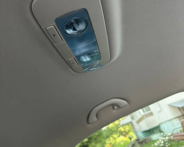 Белый Фольксваген Пассат, объемом двигателя 2 л и пробегом 51 тыс. км за 20500 $, фото 4 на Automoto.ua