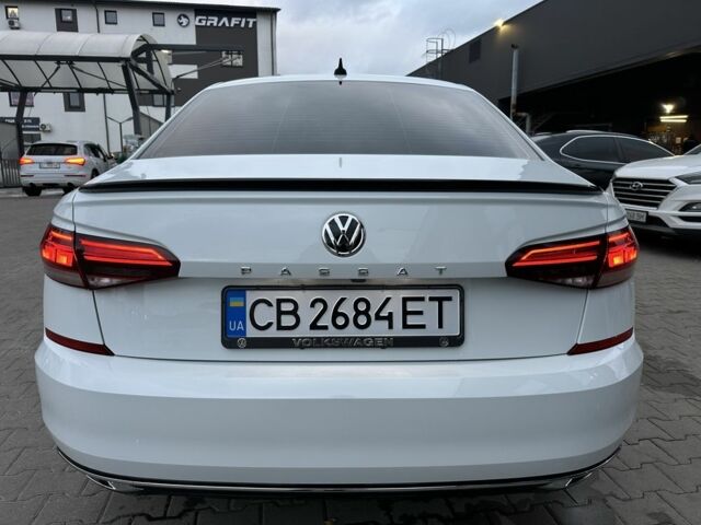 Фольксваген Пассат 2020 в Киеве на Automoto.ua Белый Фольксваген Пассат, объемом двигателя 2 л и пробегом 65 тыс. км за 21500 $, фото 3 на Automoto.ua