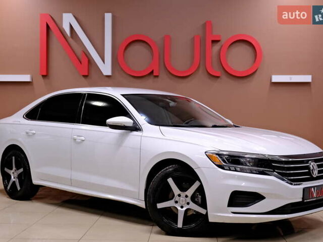 Білий Фольксваген Пассат, об'ємом двигуна 2 л та пробігом 165 тис. км за 16900 $, фото 4 на Automoto.ua