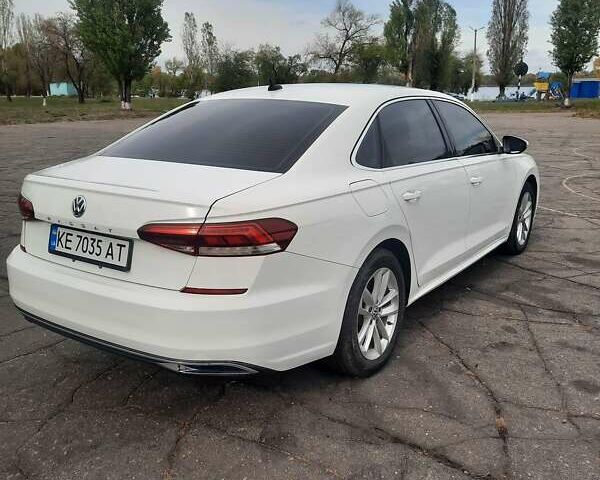 Білий Фольксваген Пассат, об'ємом двигуна 2 л та пробігом 140 тис. км за 17300 $, фото 6 на Automoto.ua