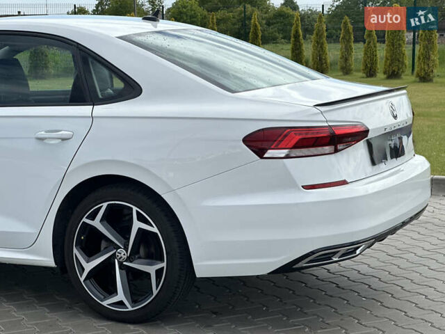Білий Фольксваген Пассат, об'ємом двигуна 1.98 л та пробігом 70 тис. км за 19500 $, фото 1 на Automoto.ua