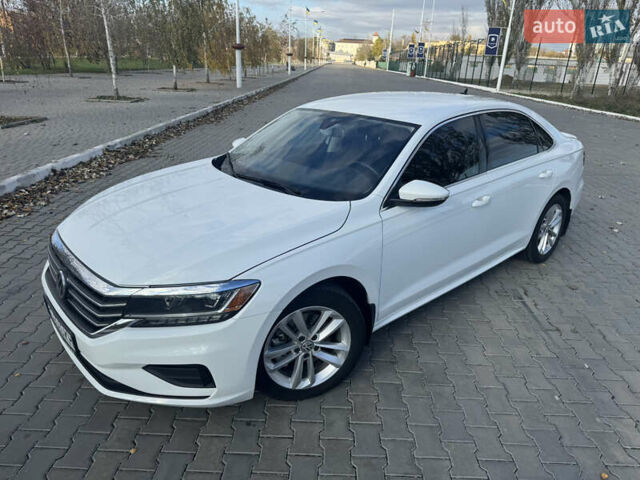 Білий Фольксваген Пассат, об'ємом двигуна 1.98 л та пробігом 62 тис. км за 19100 $, фото 7 на Automoto.ua