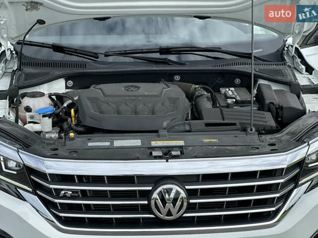 Білий Фольксваген Пассат, об'ємом двигуна 1.98 л та пробігом 70 тис. км за 19500 $, фото 25 на Automoto.ua