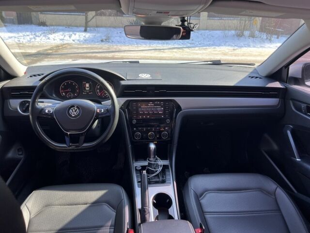 Білий Фольксваген Пассат, об'ємом двигуна 2 л та пробігом 75 тис. км за 16400 $, фото 5 на Automoto.ua