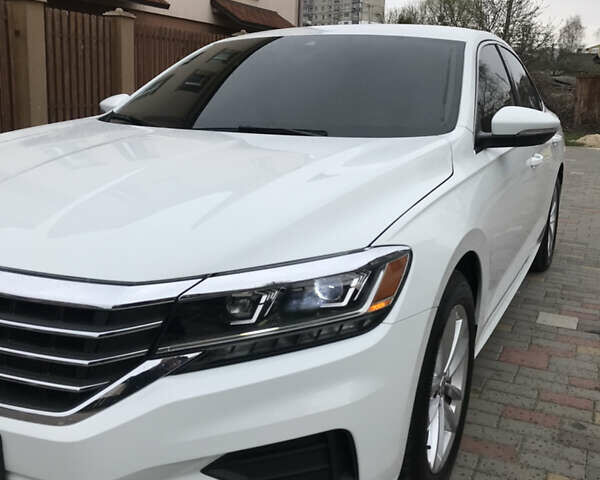 Белый Фольксваген Пассат, объемом двигателя 2 л и пробегом 102 тыс. км за 20000 $, фото 6 на Automoto.ua