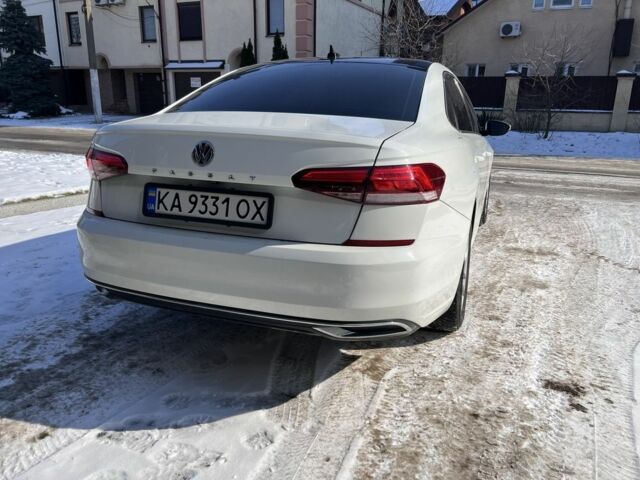 Білий Фольксваген Пассат, об'ємом двигуна 2 л та пробігом 75 тис. км за 16400 $, фото 3 на Automoto.ua