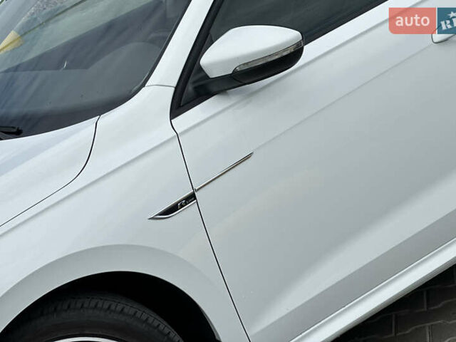 Білий Фольксваген Пассат, об'ємом двигуна 1.98 л та пробігом 70 тис. км за 19500 $, фото 14 на Automoto.ua