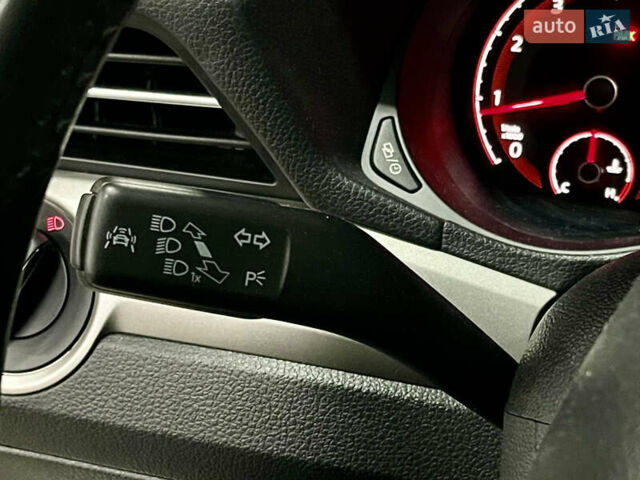 Білий Фольксваген Пассат, об'ємом двигуна 1.98 л та пробігом 72 тис. км за 21000 $, фото 22 на Automoto.ua