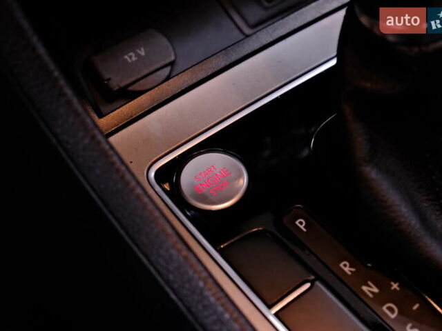 Білий Фольксваген Пассат, об'ємом двигуна 2 л та пробігом 165 тис. км за 16900 $, фото 20 на Automoto.ua