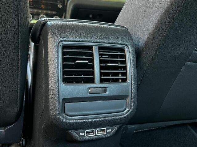 Белый Фольксваген Пассат, объемом двигателя 2 л и пробегом 99 тыс. км за 14500 $, фото 6 на Automoto.ua