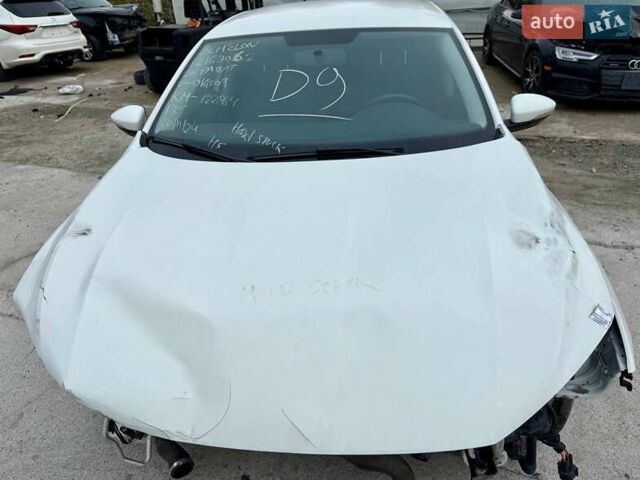 Белый Фольксваген Пассат, объемом двигателя 2 л и пробегом 123 тыс. км за 7600 $, фото 3 на Automoto.ua