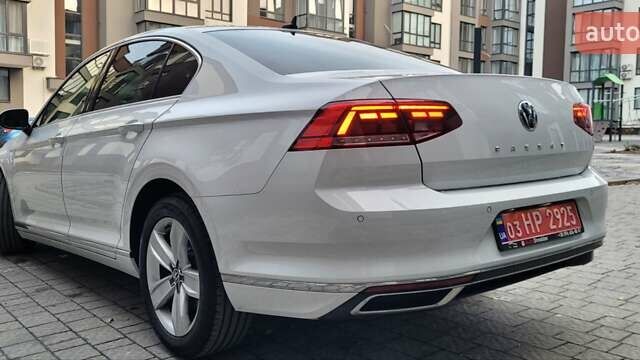 Білий Фольксваген Пассат, об'ємом двигуна 1.97 л та пробігом 202 тис. км за 23500 $, фото 17 на Automoto.ua