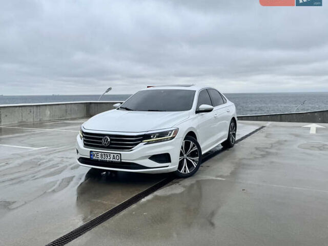 Белый Фольксваген Пассат, объемом двигателя 1.98 л и пробегом 111 тыс. км за 18800 $, фото 1 на Automoto.ua