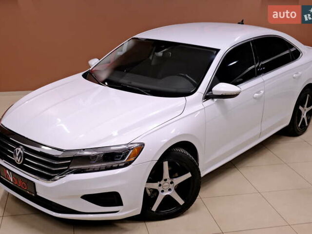 Білий Фольксваген Пассат, об'ємом двигуна 2 л та пробігом 165 тис. км за 16900 $, фото 8 на Automoto.ua