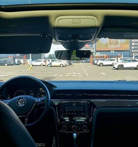 Белый Фольксваген Пассат, объемом двигателя 2 л и пробегом 76 тыс. км за 21900 $, фото 10 на Automoto.ua