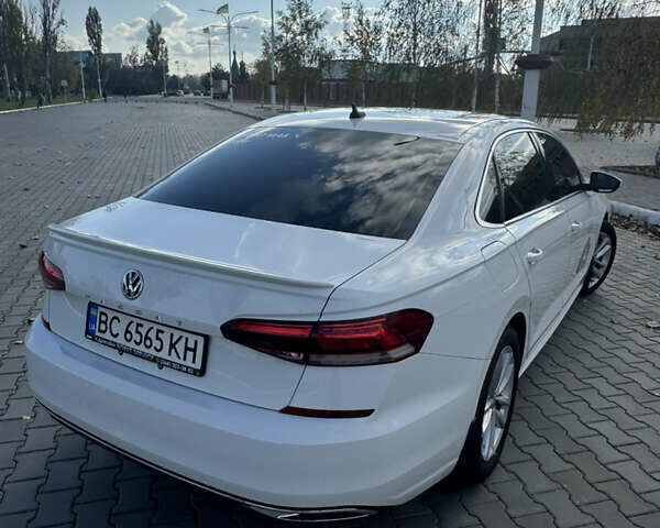 Білий Фольксваген Пассат, об'ємом двигуна 1.98 л та пробігом 62 тис. км за 19100 $, фото 4 на Automoto.ua