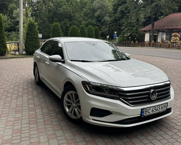 Белый Фольксваген Пассат, объемом двигателя 2 л и пробегом 51 тыс. км за 20500 $, фото 11 на Automoto.ua