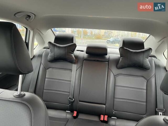 Белый Фольксваген Пассат, объемом двигателя 1.98 л и пробегом 82 тыс. км за 21000 $, фото 15 на Automoto.ua