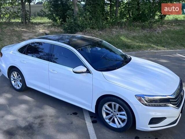 Белый Фольксваген Пассат, объемом двигателя 2 л и пробегом 102 тыс. км за 18500 $, фото 1 на Automoto.ua