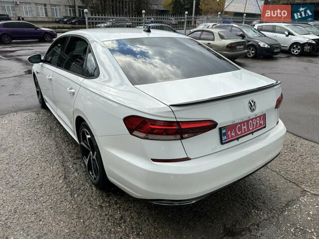 Белый Фольксваген Пассат, объемом двигателя 2 л и пробегом 51 тыс. км за 23750 $, фото 2 на Automoto.ua