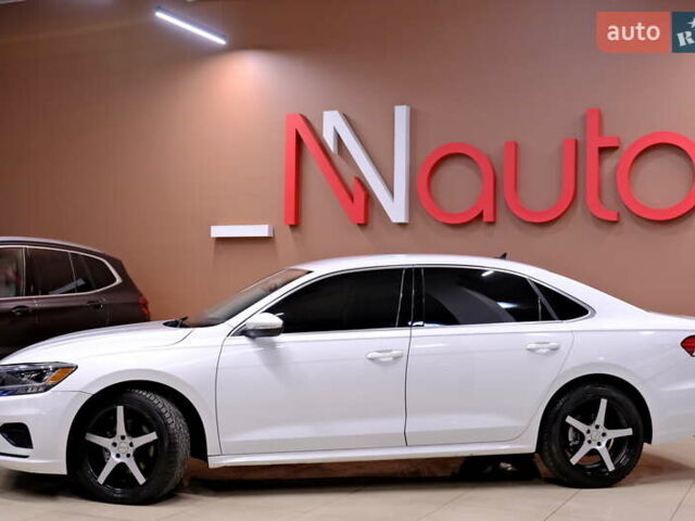 Білий Фольксваген Пассат, об'ємом двигуна 2 л та пробігом 165 тис. км за 16900 $, фото 11 на Automoto.ua