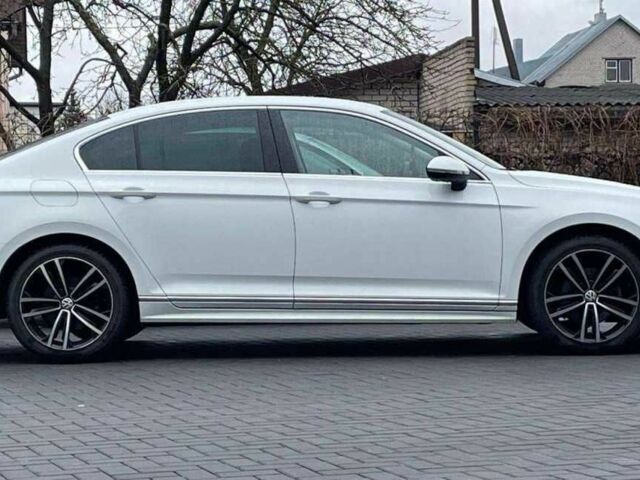 Белый Фольксваген Пассат, объемом двигателя 0 л и пробегом 76 тыс. км за 10300 $, фото 6 на Automoto.ua