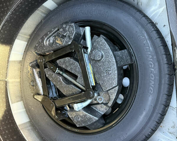 Белый Фольксваген Пассат, объемом двигателя 1.98 л и пробегом 199 тыс. км за 18200 $, фото 35 на Automoto.ua