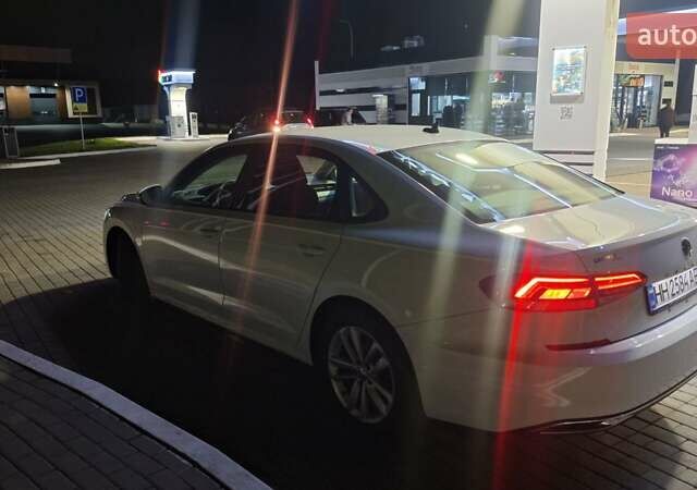 Білий Фольксваген Пассат, об'ємом двигуна 1.98 л та пробігом 51 тис. км за 19999 $, фото 4 на Automoto.ua