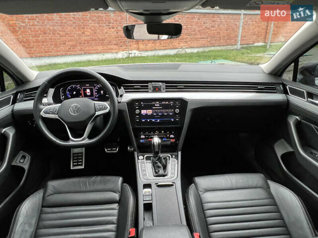 Белый Фольксваген Пассат, объемом двигателя 1.97 л и пробегом 176 тыс. км за 25599 $, фото 49 на Automoto.ua