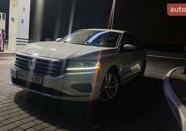 Білий Фольксваген Пассат, об'ємом двигуна 1.98 л та пробігом 51 тис. км за 19999 $, фото 5 на Automoto.ua