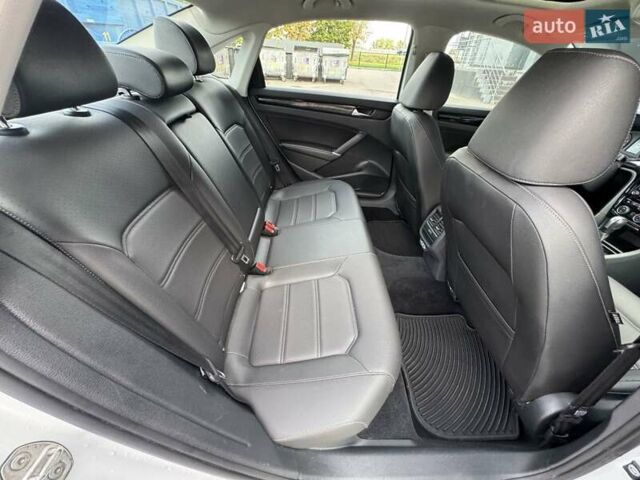 Белый Фольксваген Пассат, объемом двигателя 2 л и пробегом 51 тыс. км за 20900 $, фото 12 на Automoto.ua