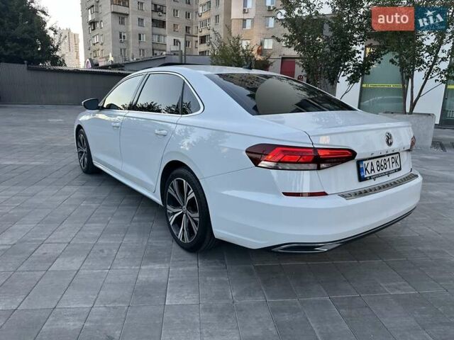 Белый Фольксваген Пассат, объемом двигателя 2 л и пробегом 64 тыс. км за 18700 $, фото 12 на Automoto.ua