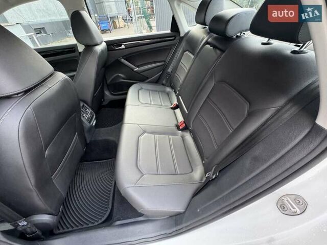 Белый Фольксваген Пассат, объемом двигателя 2 л и пробегом 51 тыс. км за 20900 $, фото 15 на Automoto.ua