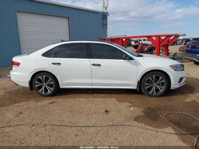 Фольксваген Пассат 2021 в Львове на Automoto.ua Белый Фольксваген Пассат, объемом двигателя 0 л и пробегом 76 тыс. км за 4000 $, фото 12 на Automoto.ua