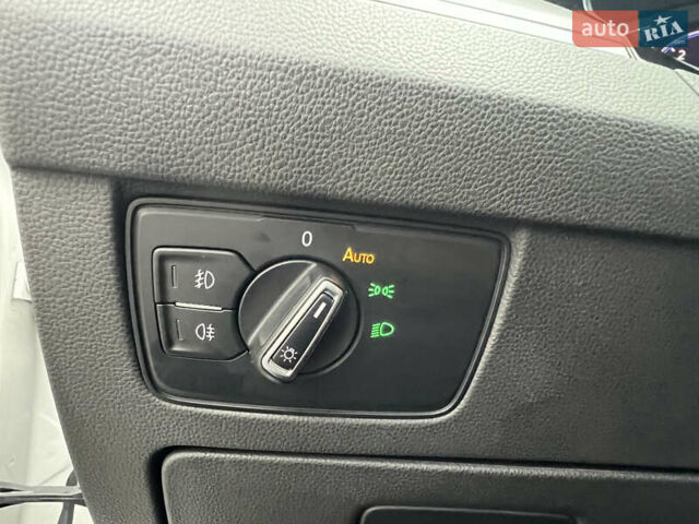 Белый Фольксваген Пассат, объемом двигателя 1.97 л и пробегом 176 тыс. км за 25599 $, фото 38 на Automoto.ua