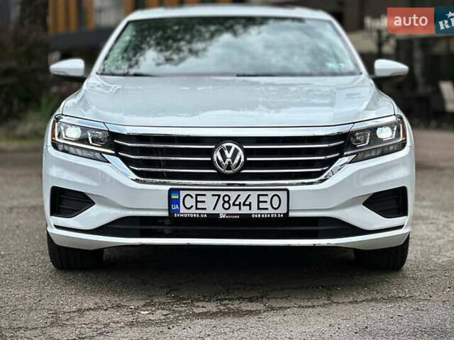 Белый Фольксваген Пассат, объемом двигателя 1.98 л и пробегом 51 тыс. км за 27999 $, фото 1 на Automoto.ua