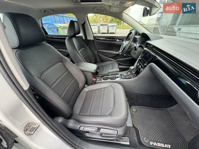 Белый Фольксваген Пассат, объемом двигателя 2 л и пробегом 51 тыс. км за 20900 $, фото 21 на Automoto.ua