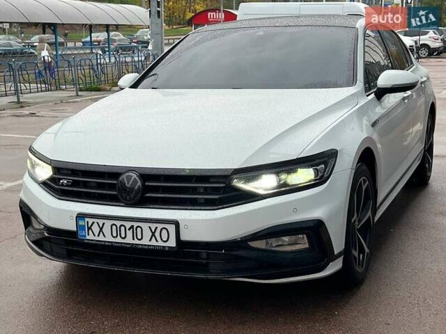 Білий Фольксваген Пассат, об'ємом двигуна 2 л та пробігом 87 тис. км за 35000 $, фото 1 на Automoto.ua