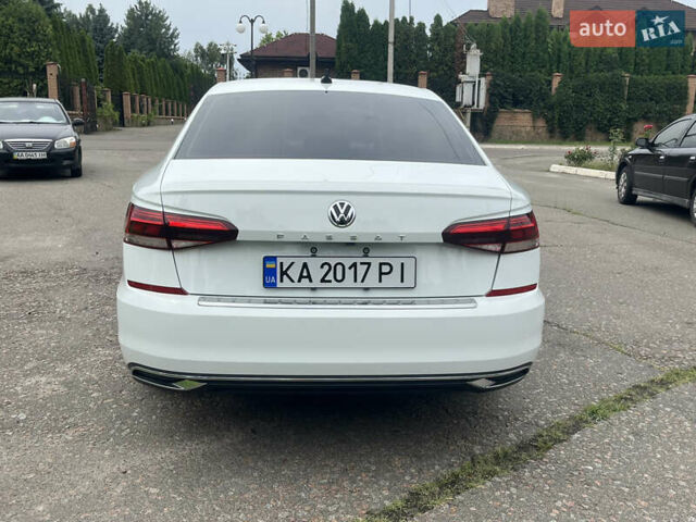 Белый Фольксваген Пассат, объемом двигателя 2 л и пробегом 26 тыс. км за 22500 $, фото 4 на Automoto.ua